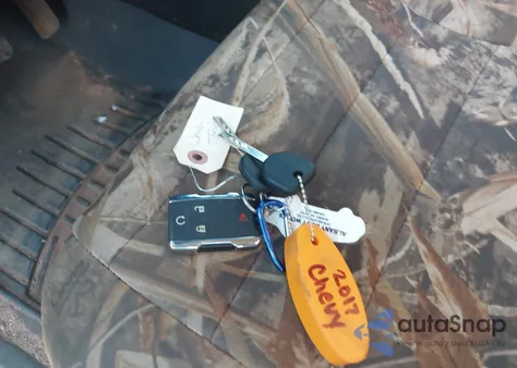 2017 Chevrolet Silverado 1500 2Lt из США, поврежденный, VIN 3GCUKRECXHG180128